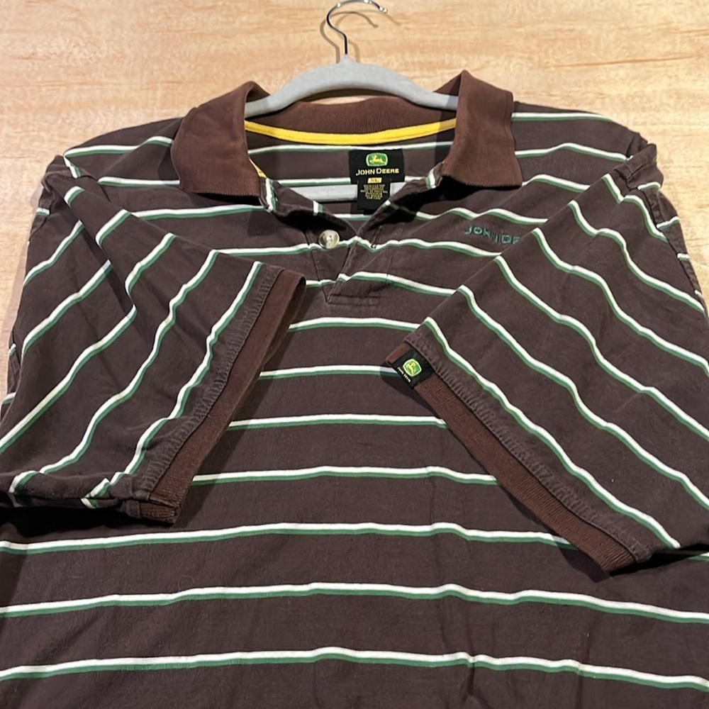 John Deere 100% cotton short sleeve brown polo with stripes men’s size XL